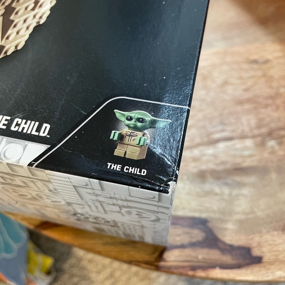 Lego 75318 Mandalorian The Child - Picture 2 of 3